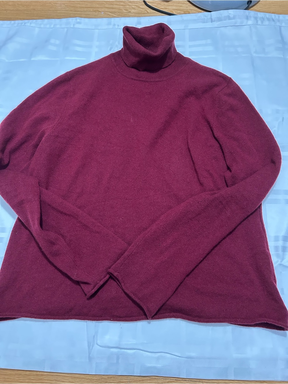 100% Cashmere Women's Burgundy Turtleneck Sweater - Cozy Knit Pullover